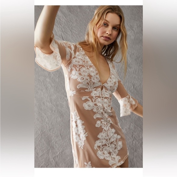 For Love & Lemons Temecula Mini Dress Size XS NWT - Picture 1 of 7